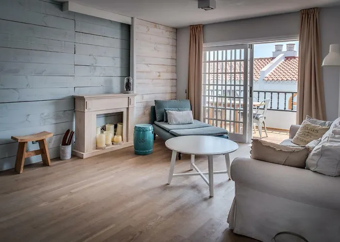 Апартаменти Avitan Адехе